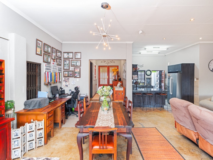 3 Bedroom Property for Sale in Meerhof North West